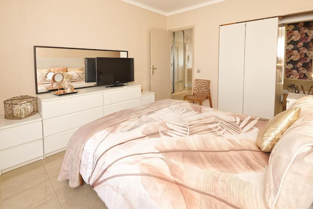 Cannes Vue Mer Exterior photo